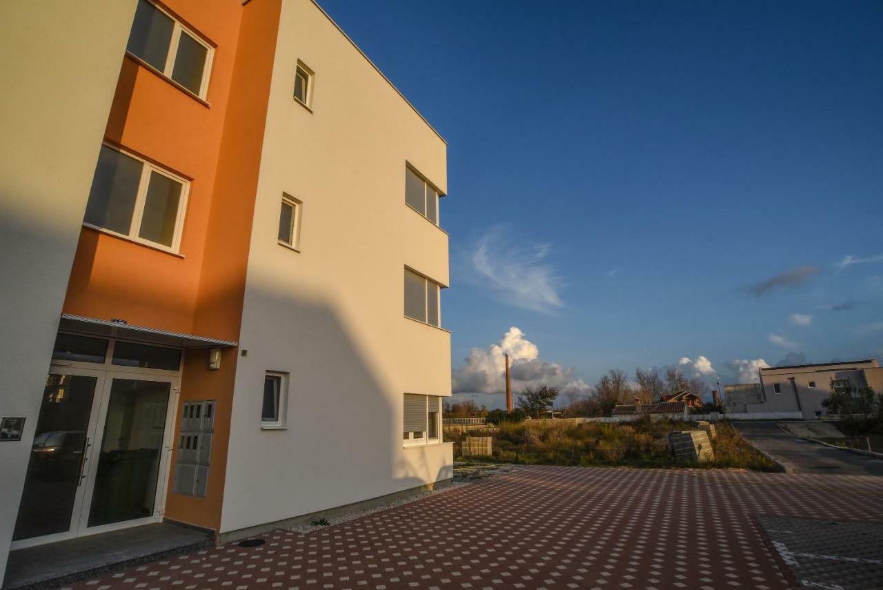 Apartman Mar Nin Extérieur photo